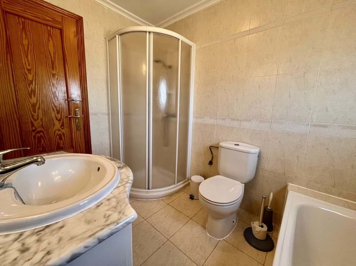 Image No.41-4 Bed Villa for sale