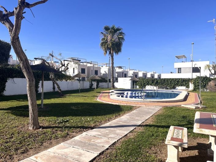 Image No.25-Maison de ville de 3 chambres à vendre à Villamartin