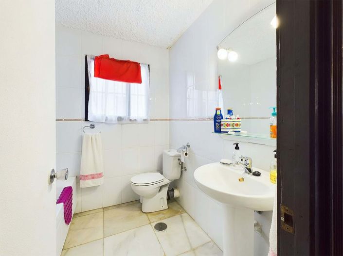 Image No.14-4 Bed Apartment for sale