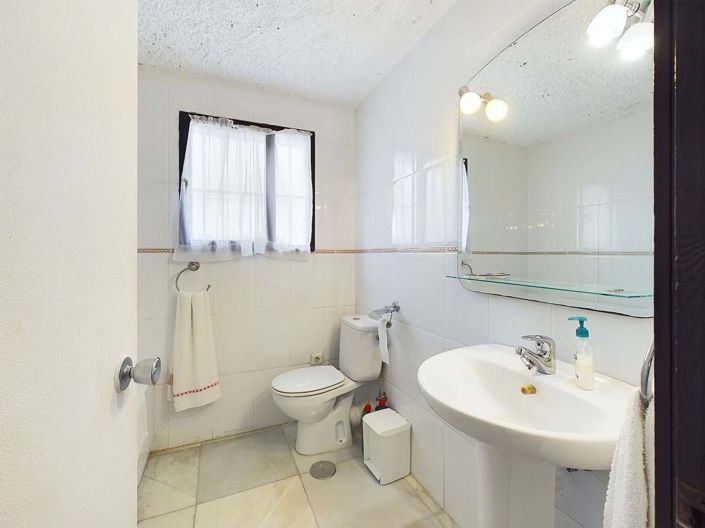 Image No.32-4 Bed Apartment for sale