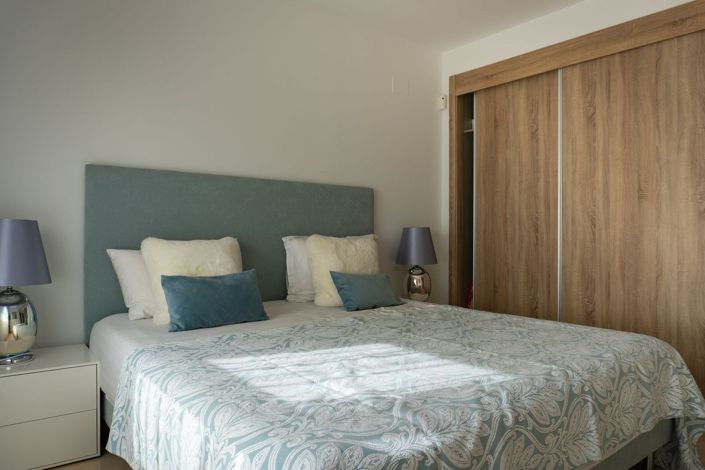 Image No.18-3 Bed Townhouse for sale