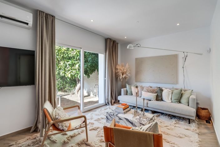 Image No.2-3 Bed Townhouse for sale