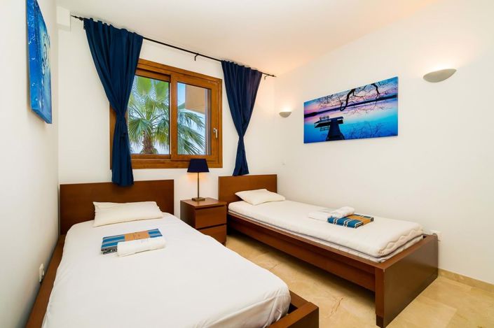 Image No.20-2 Bed Apartment for sale