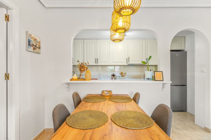 Image No.7-2 Bed Apartment for sale