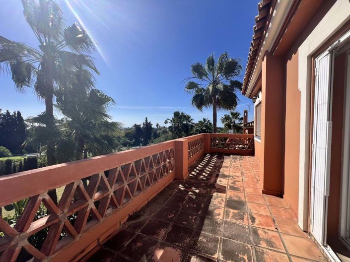 Image No.15-3 Bed Townhouse for sale