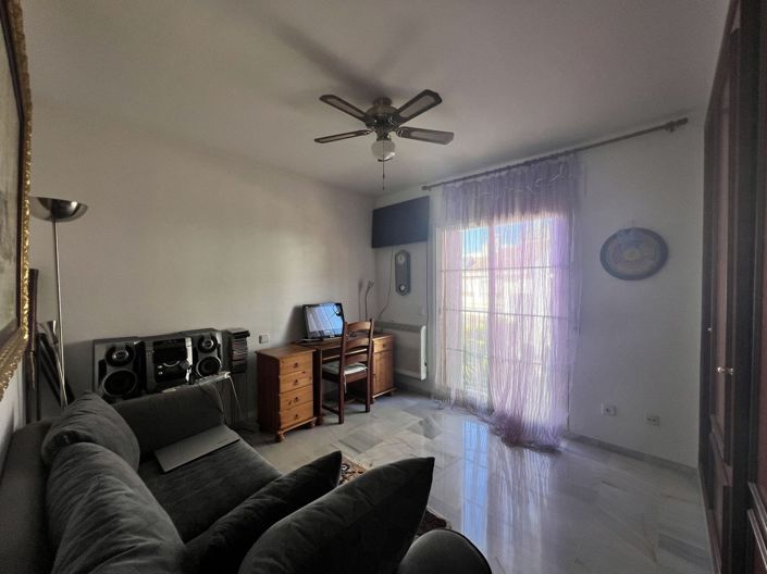 Image No.22-3 Bed Townhouse for sale