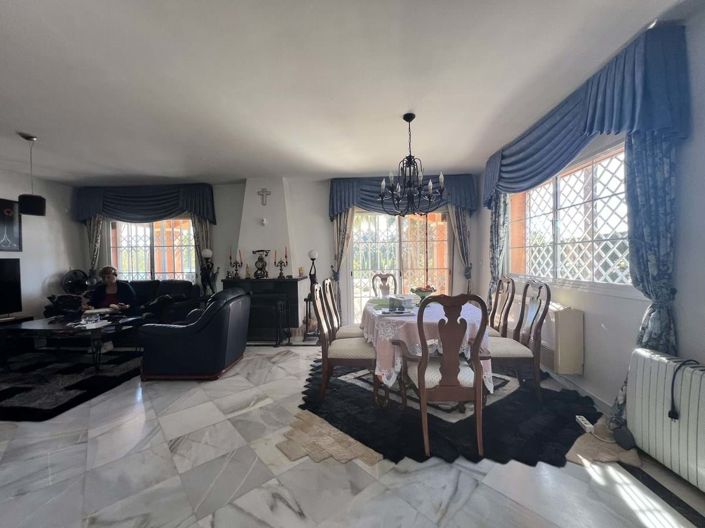 Image No.9-3 Bed Townhouse for sale