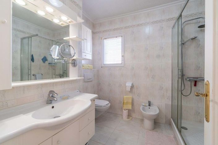 Image No.33-4 Bed Villa for sale