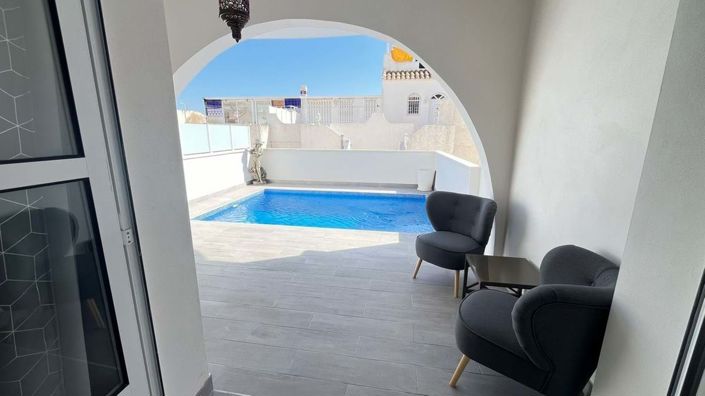 Image No.28-3 Bed Townhouse for sale