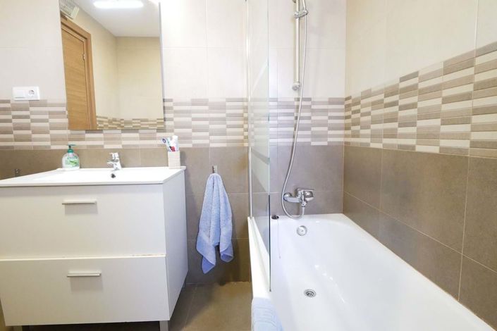 Image No.21-3 Bed Apartment for sale