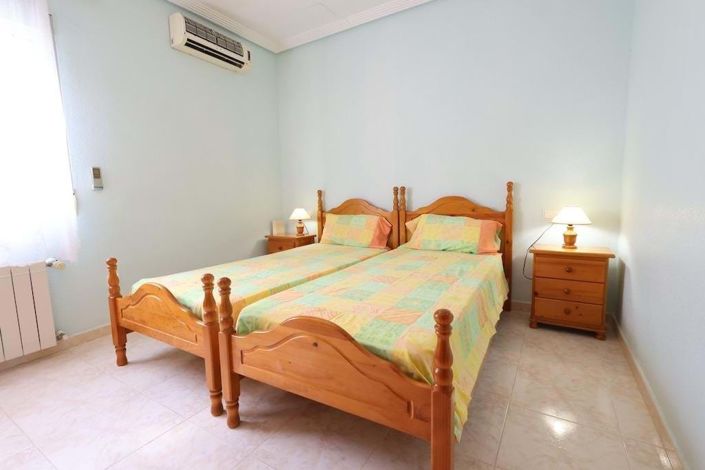 Image No.17-2 Bed Villa for sale