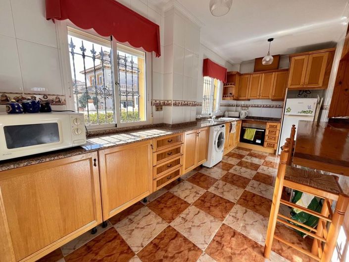 Image No.11-4 Bed Villa for sale