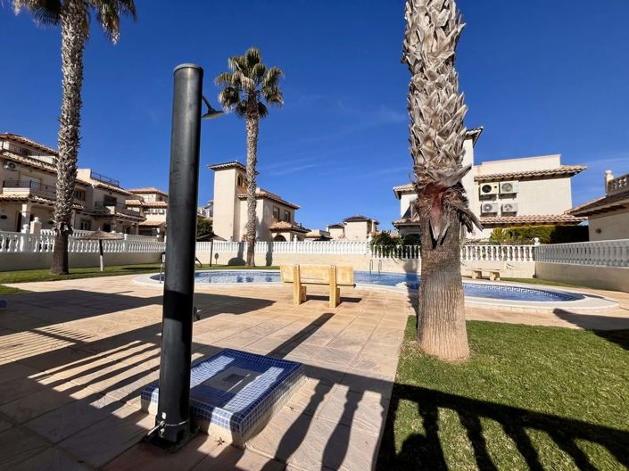 Image No.32-4 Bed Villa for sale