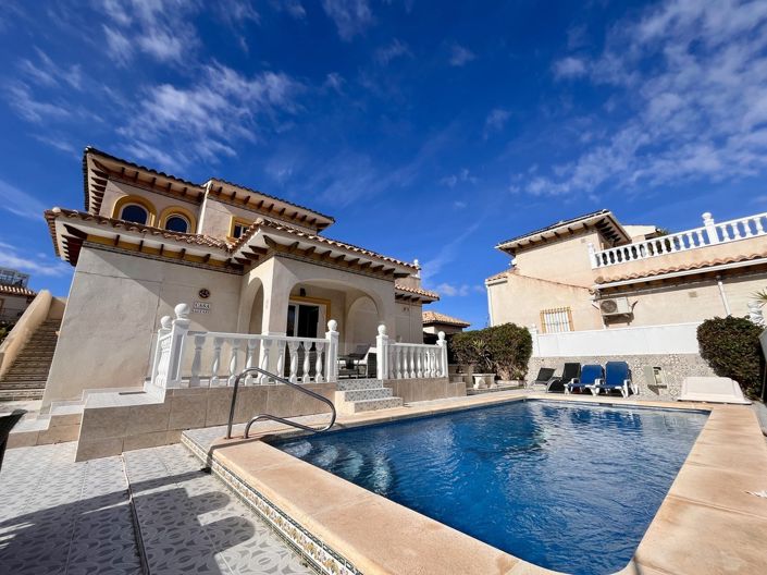 Image No.36-4 Bed Villa for sale