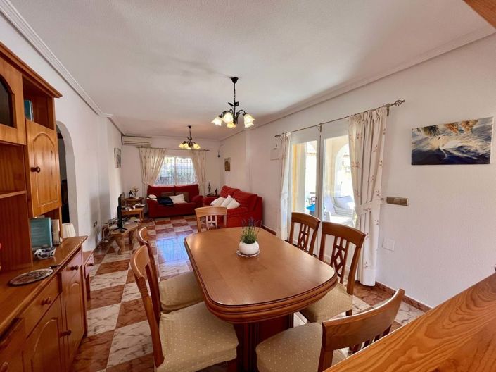 Image No.7-4 Bed Villa for sale