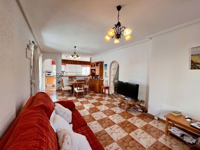 Image No.8-4 Bed Villa for sale