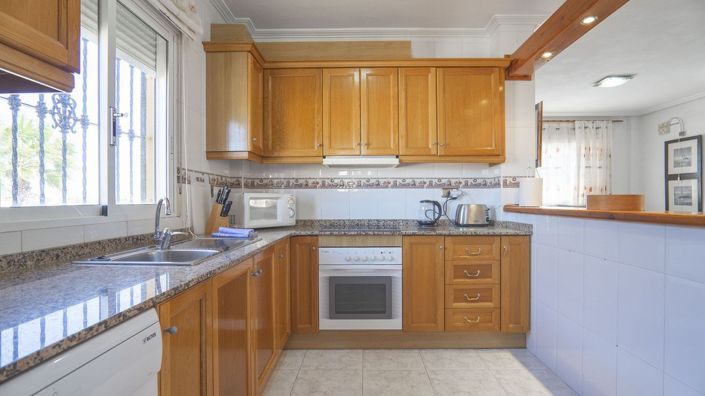 Image No.21-4 Bed Villa for sale