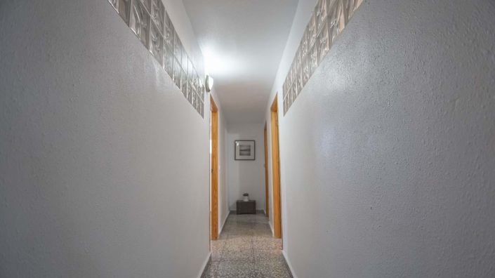 Image No.45-4 Bed Villa for sale