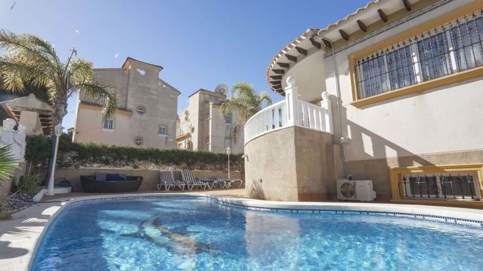 Image No.59-4 Bed Villa for sale