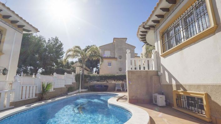 Image No.60-4 Bed Villa for sale