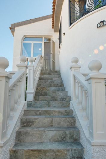 Image No.10-3 Bed Villa for sale