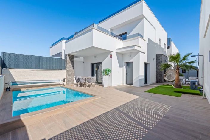Image No.1-3 Bed Villa for sale