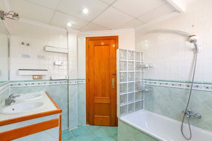 Image No.16-Villa de 4 chambres à vendre à Orihuela Costa