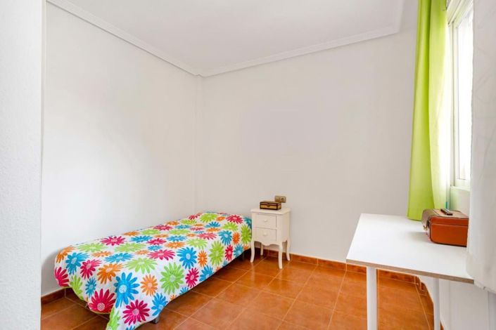 Image No.30-Villa de 4 chambres à vendre à Orihuela Costa