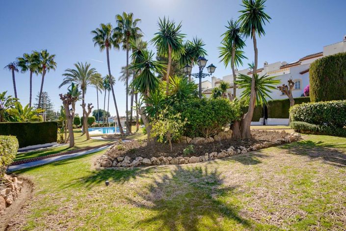 Image No.14-3 Bed Townhouse for sale