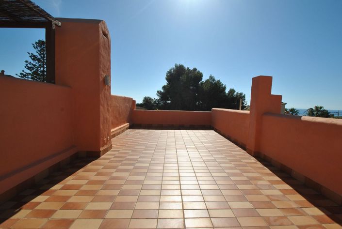 Image No.19-4 Bed Townhouse for sale