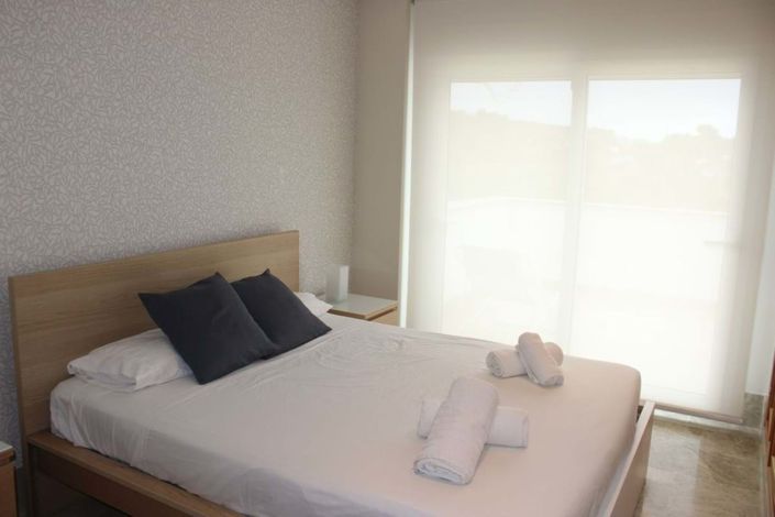 Image No.21-3 Bed Townhouse for sale