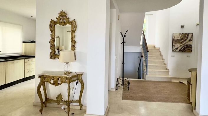 Image No.22-6 Bed Villa for sale