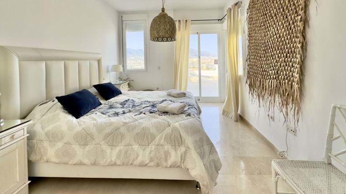 Image No.29-6 Bed Villa for sale