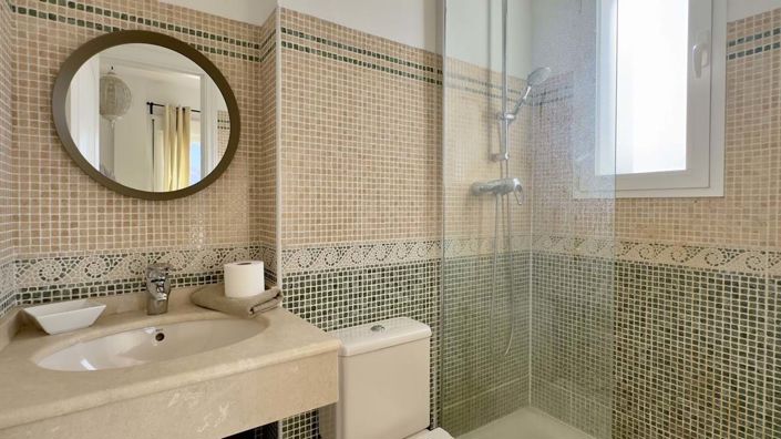 Image No.37-6 Bed Villa for sale