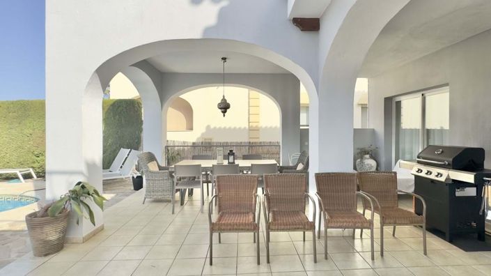 Image No.6-6 Bed Villa for sale