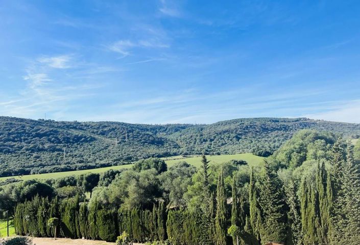 Image No.14-4 Bed Semi-Detached for sale