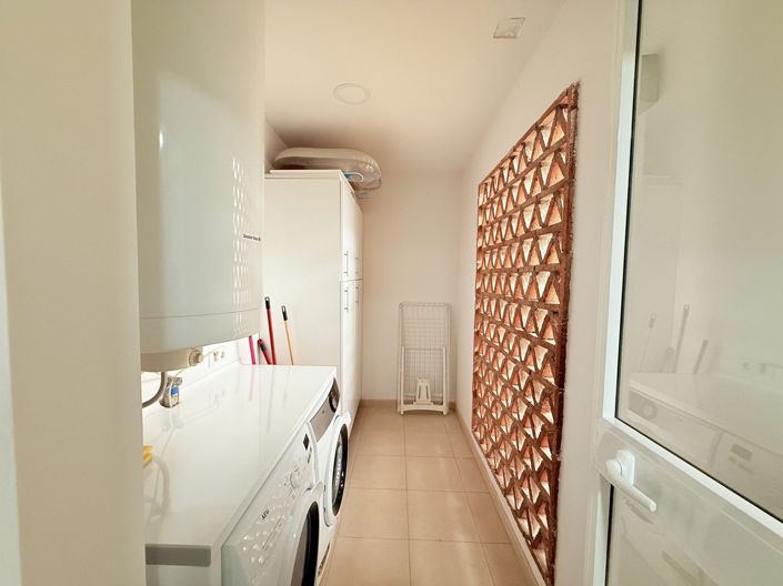 Image No.10-2 Bed Apartment for sale