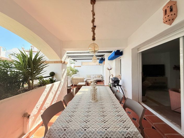 Image No.22-2 Bed Apartment for sale