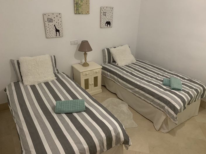 Image No.21-3 Bed Apartment for sale