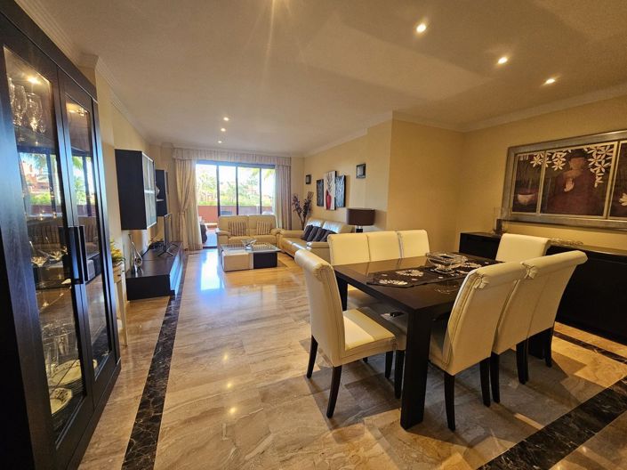 Image No.12-3 Bed Apartment for sale