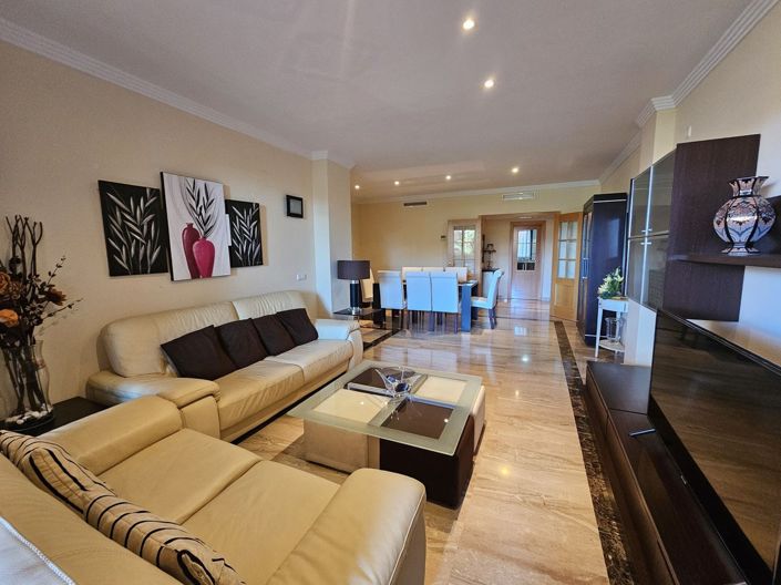 Image No.8-3 Bed Apartment for sale