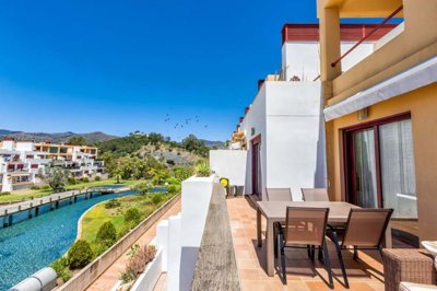 Appartement de 3 chambres à vendre à Estepona