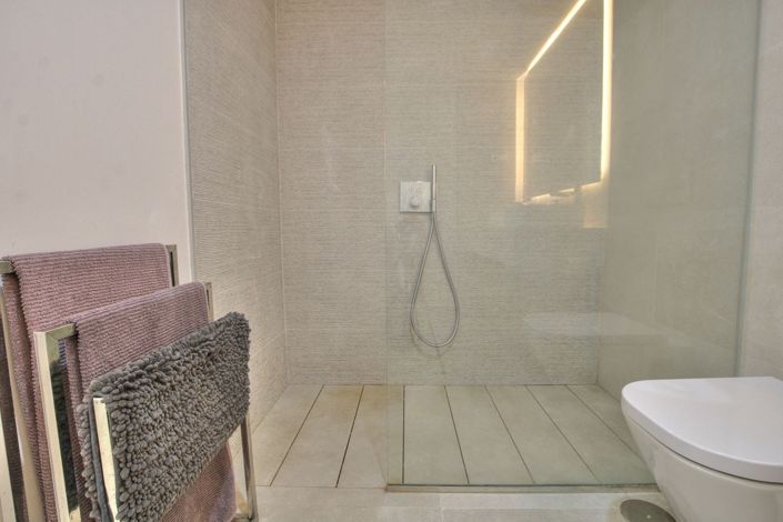 Image No.24-3 Bed Townhouse for sale