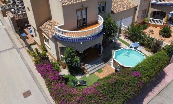 Image No.3-3 Bed Villa for sale