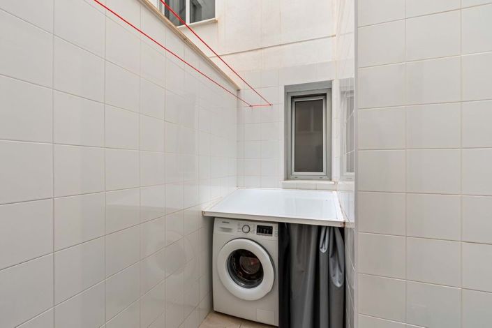 Image No.25-2 Bed Apartment for sale