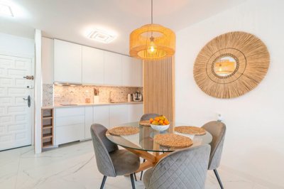 1447-613885-78d1f4f8b6655591b02d22fabb36a692d