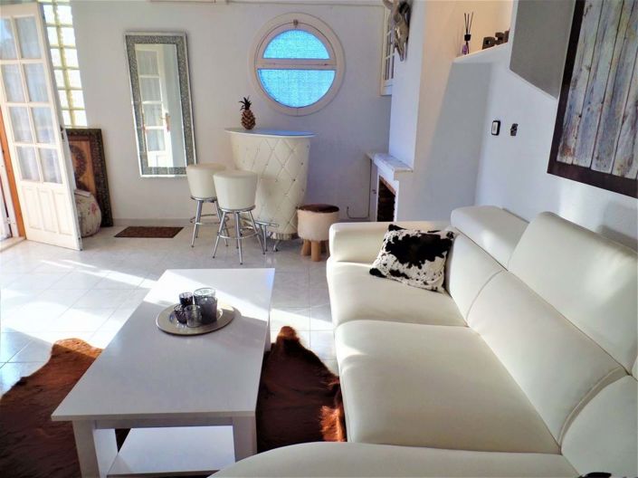 Image No.17-2 Bed Apartment for sale