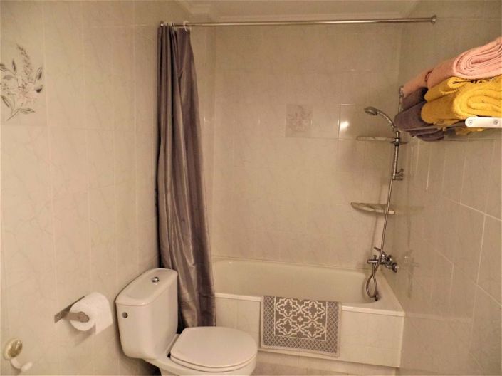 Image No.28-2 Bed Apartment for sale