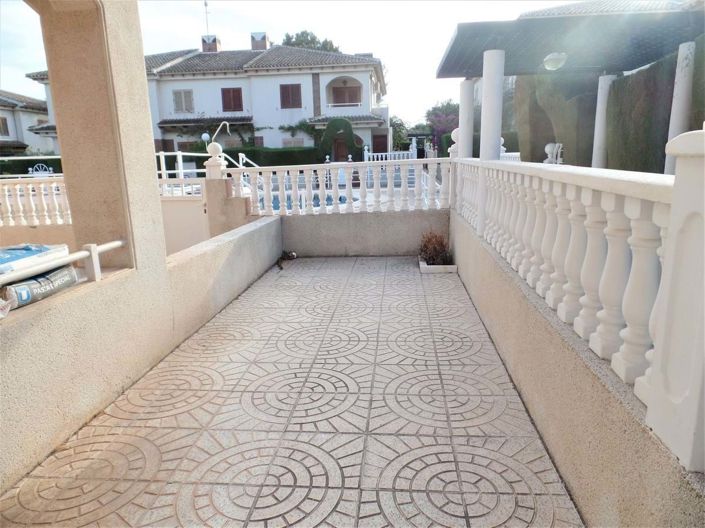 Image No.33-2 Bed Apartment for sale