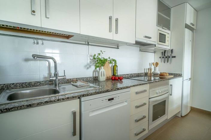 Image No.10-2 Bed Apartment for sale